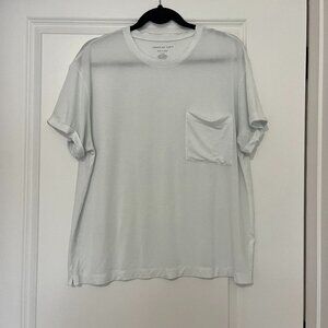 American Eagle Soft & Sexy White Women's Tee Shirt